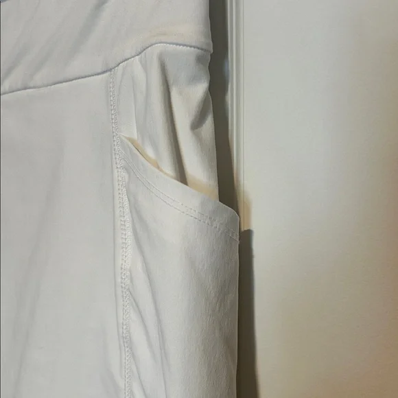 Columbia White Skort Women's Large - Picture 3 of 7